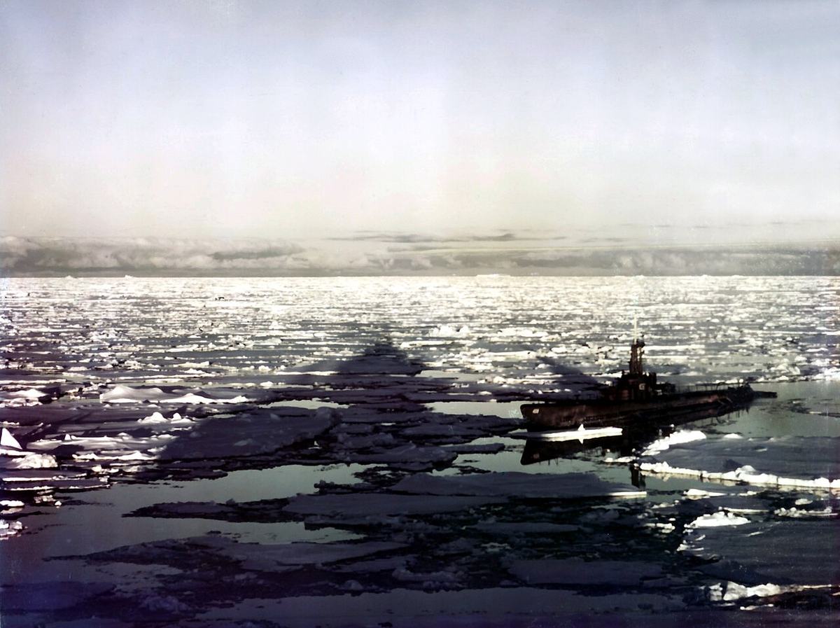 USS Sennet in Antarctic waters during Operation Highjump in 1947. The photograph records the expedition’s real polar setting.